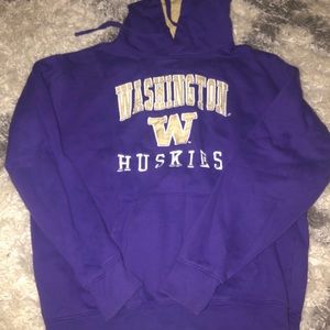 PURPLE WASHINGTON HUSKIE SIZE LARGE SWEATSHIRT